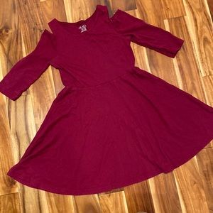 Girl’s Size M(7/8) Cold Shoulder Burgundy Long-Sleeve Cotton Blend Dress